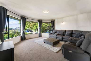 62 Rushgreen Avenue_2