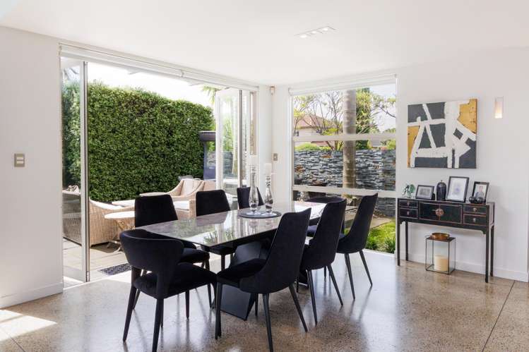 297 Fitzherbert Avenue West End_14