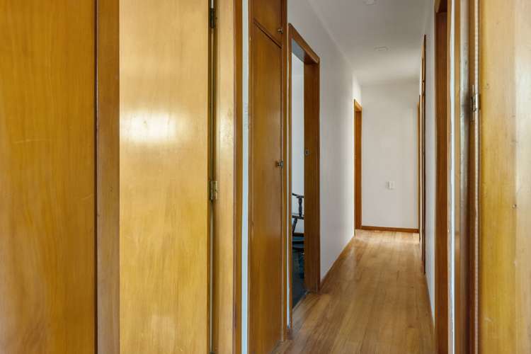 22 Shelley Crescent Stoke_11