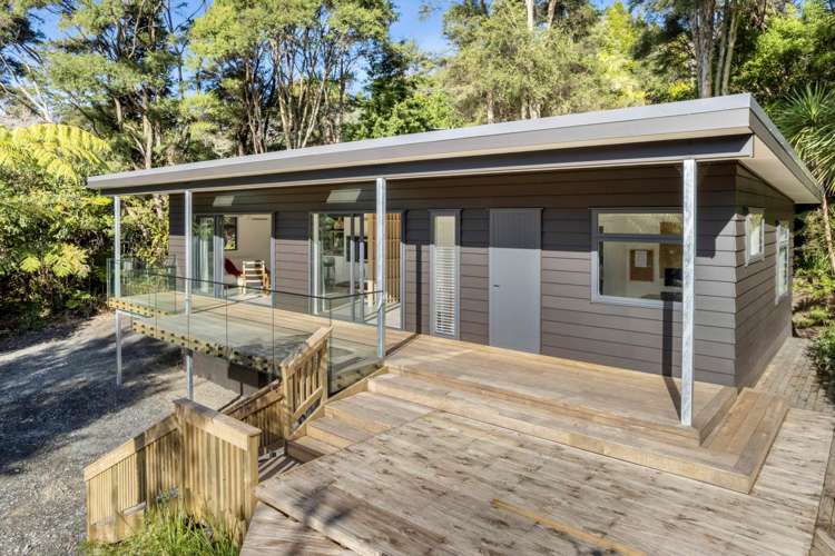 128 Laingholm Drive Laingholm_26