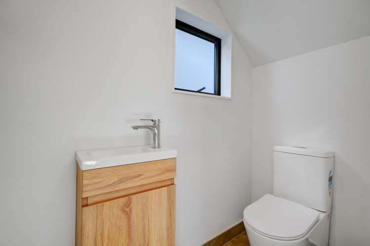 17 Aratuhia Lane Papakura_9