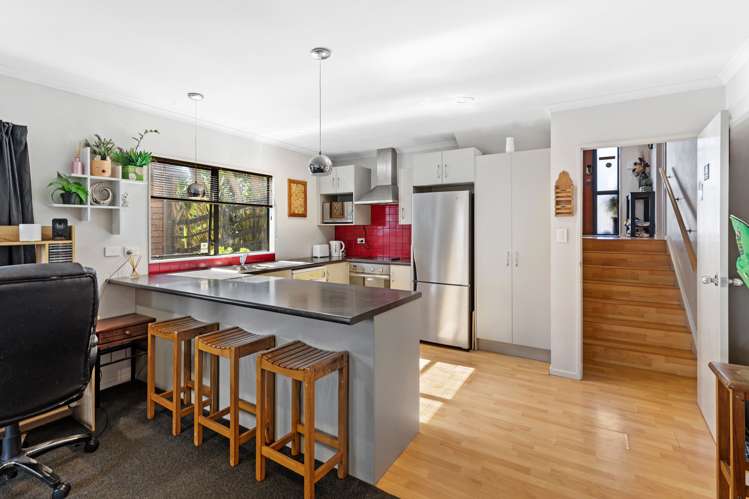 66 Village Park Drive Welcome Bay_28