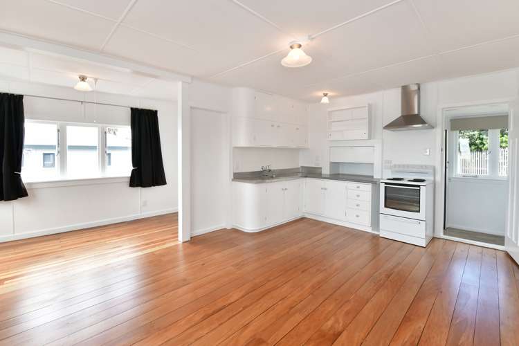 37a Kauri Road Stanmore Bay_9