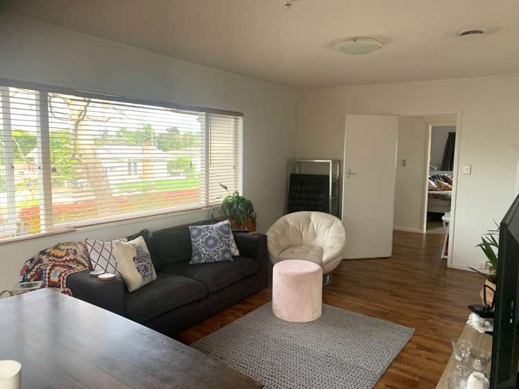 18 Hellyers Street Birkdale_5