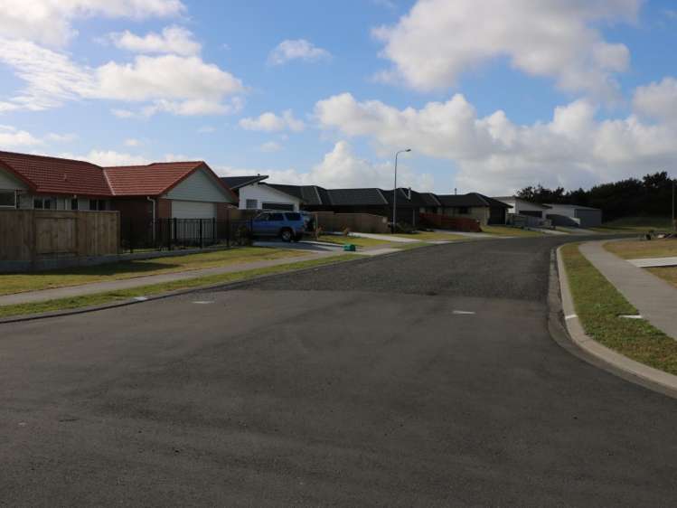 9 Forbes Road Foxton Beach_6