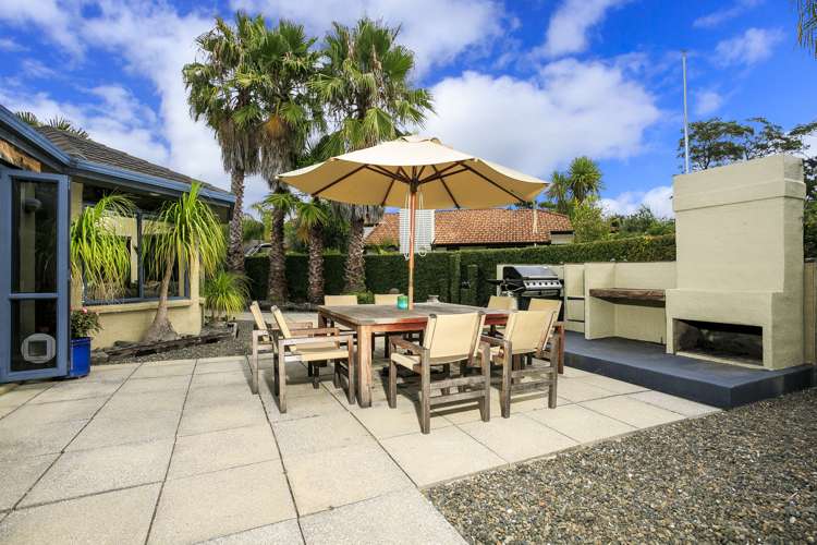 12 Samuel Cross Place Greenhithe_13