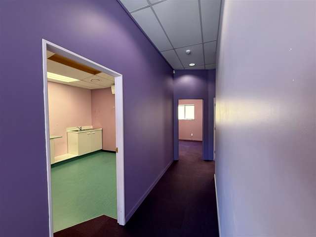 Shop 6, 107a Mana Esplanade Paremata_3