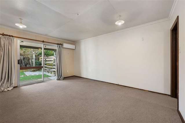 C/6 Glenroy Crescent 1920_3