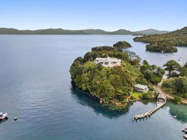 53 and 60 Thule Road, Thule Bay_3