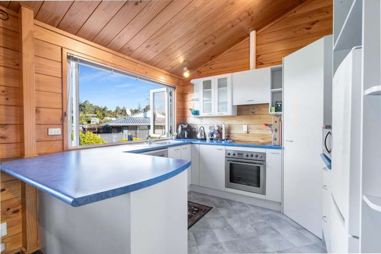 18 Hinemoa Terrace Tairua_11