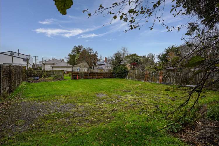 1681 Cust Road Cust_17