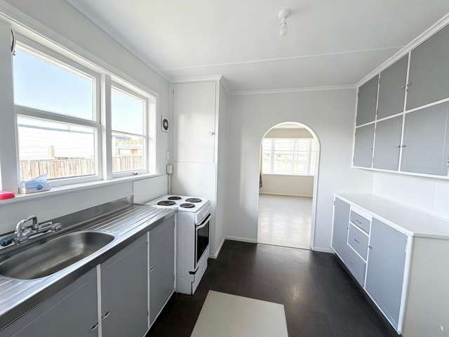 60 McKean Avenue Manurewa_3