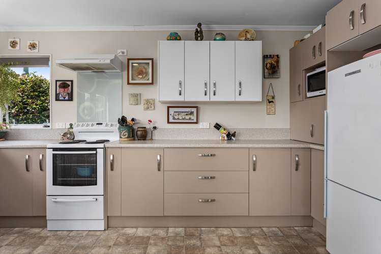 36 Puriri Crescent Edgecumbe_3