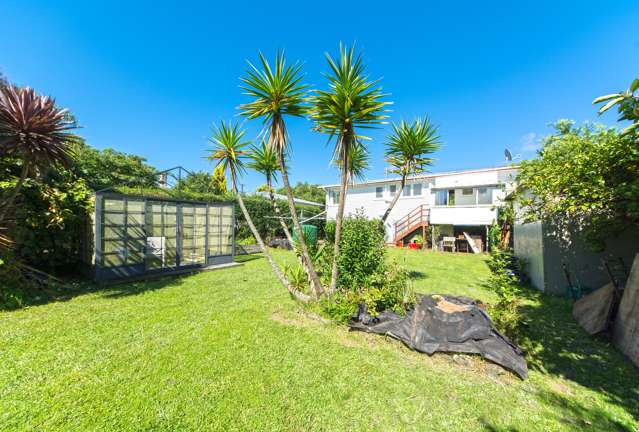 6 Airdrie Road Ranui_1