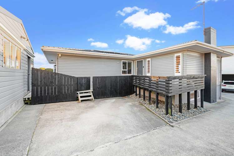 37A Bradbury Road Botany Downs_21