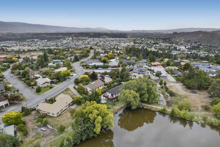 84 Aronui Road Alexandra_18