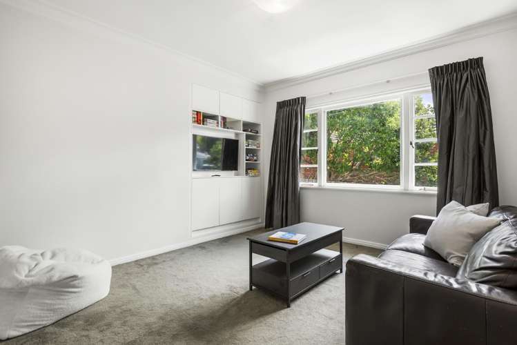 64 Lloyd Avenue Mt Albert_21