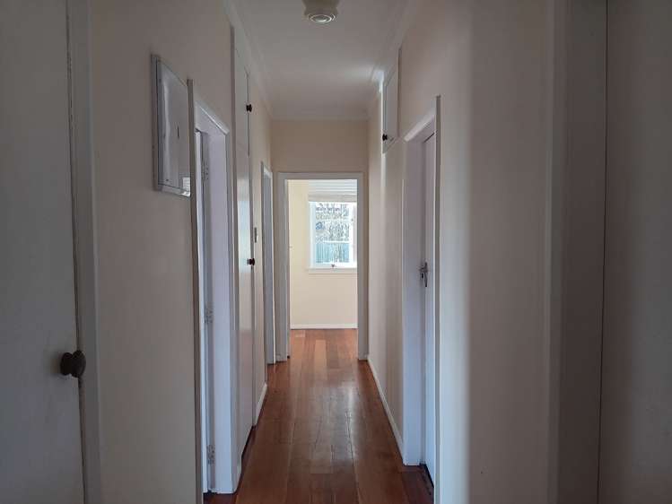 909A Middle Road 10484_5