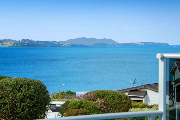 12 Mariners Grove Algies Bay_6