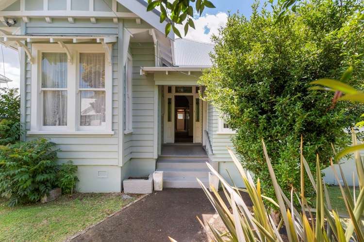 87 Quadrant Road Onehunga_2