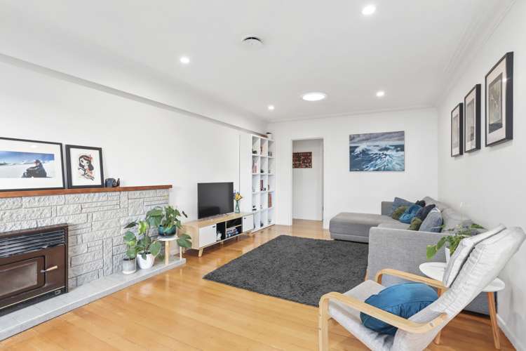 5 Castaing Crescent Te Atatu South_8