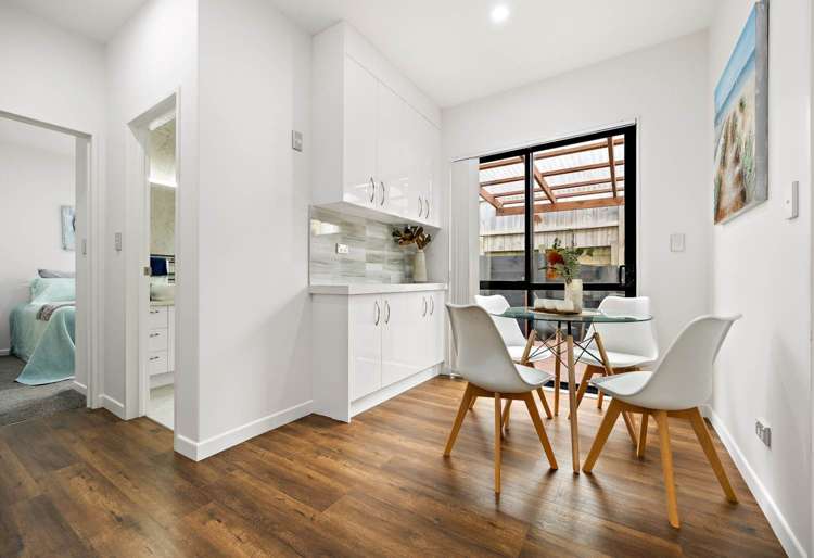 Tims Crescent Flat Bush_2