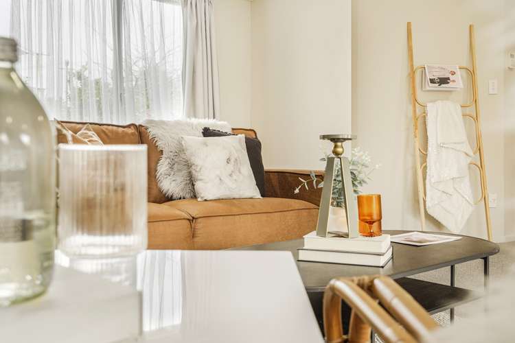 31 Garden Heights Avenue Glenview_7