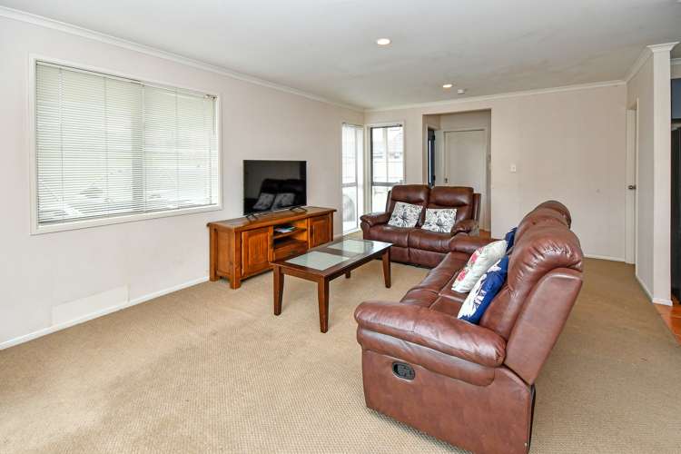 18 Pitt Avenue Clendon Park_2