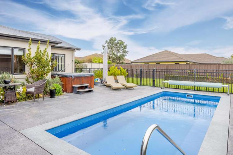 12 Inglis Place Mahora_1