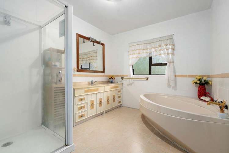 247a Royal Road Massey_19