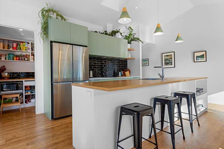 14 Carex Rise Cracroft_11