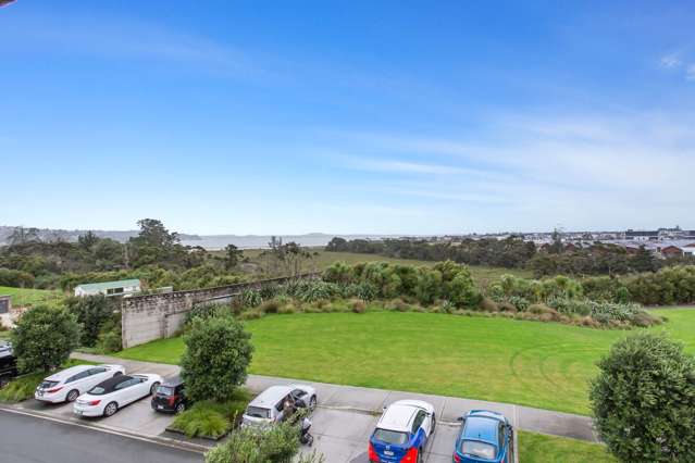 67 Bomb Point Drive Hobsonville_2