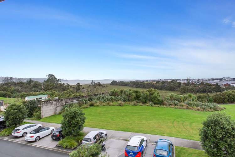 67 Bomb Point Drive Hobsonville_2