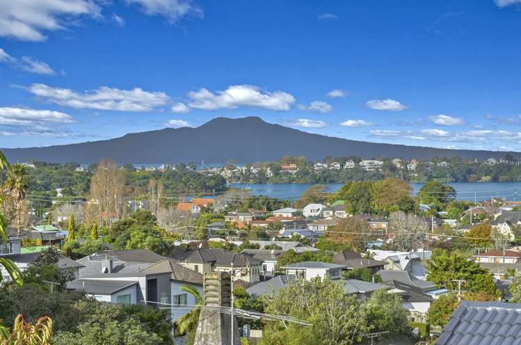 2/6 Currey Crescent Milford_1