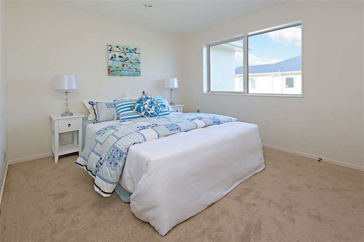 19 Rosewell Crescent Flat Bush_6