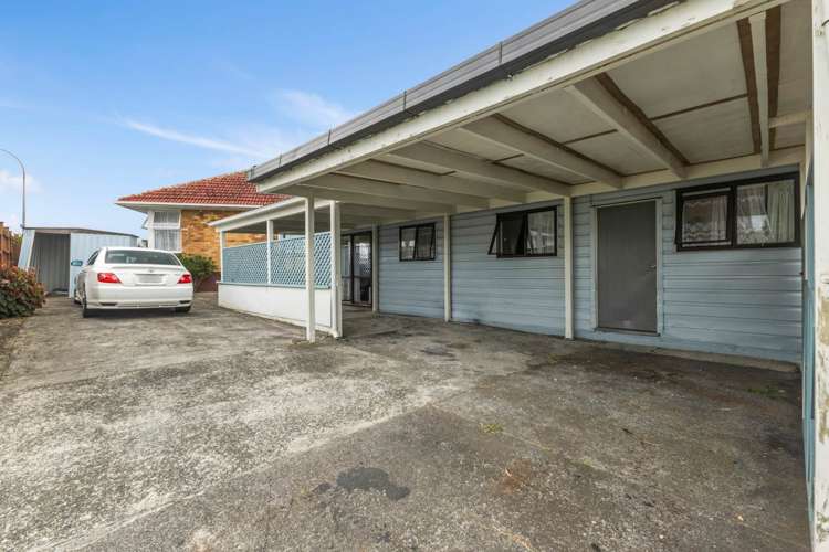 696 Massey Road Mangere_5