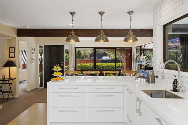 33 Lavandula Crescent Burnside_35