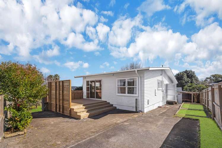 8 Malvina Place Bucklands Beach_28
