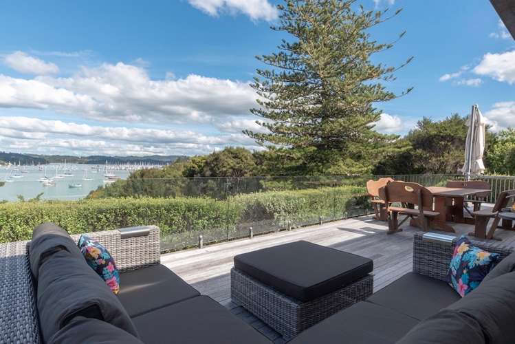 5c Deeming Road Russell Surrounds_0