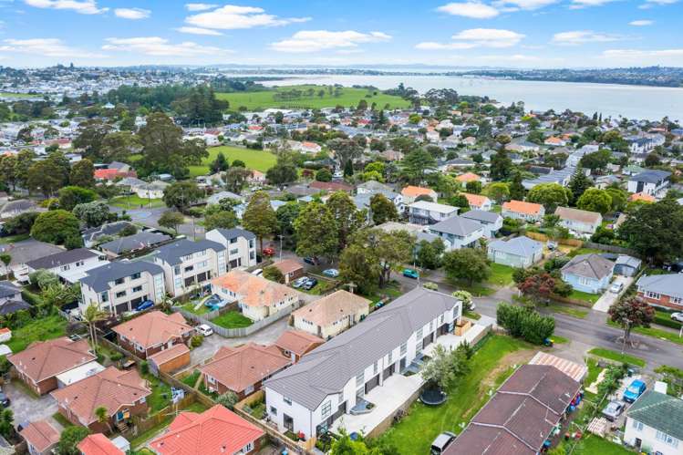 39B Waddell Avenue Pt England_21
