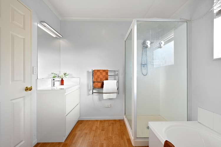 10 Dorchester Place Nawton_10