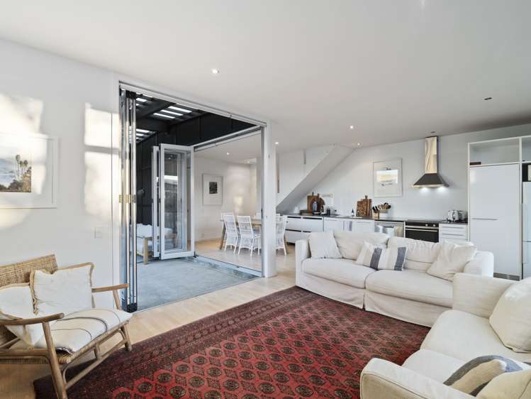 2/189 Mangatawhiri Road Omaha_9