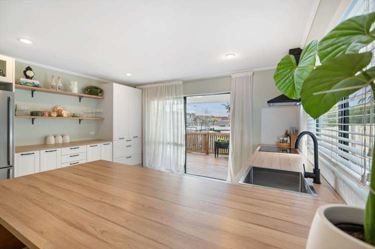 8A Parrs Cross Road Henderson_5