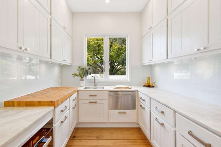 119 Holt Road Puketapu_9