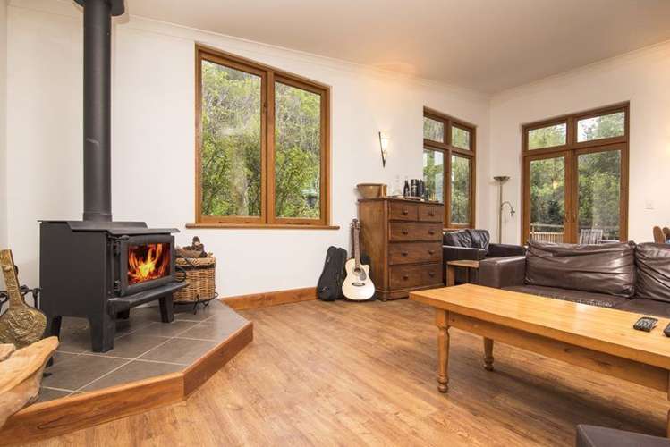 490 Port Underwood Road Whatamango Bay_12