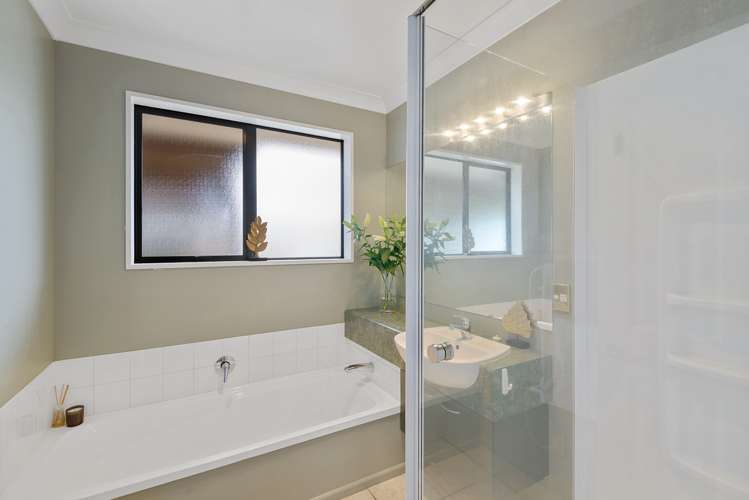 36 Innes Road Elgin_13