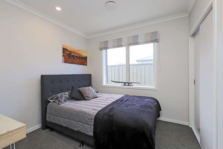 25 Young Place Taradale_10