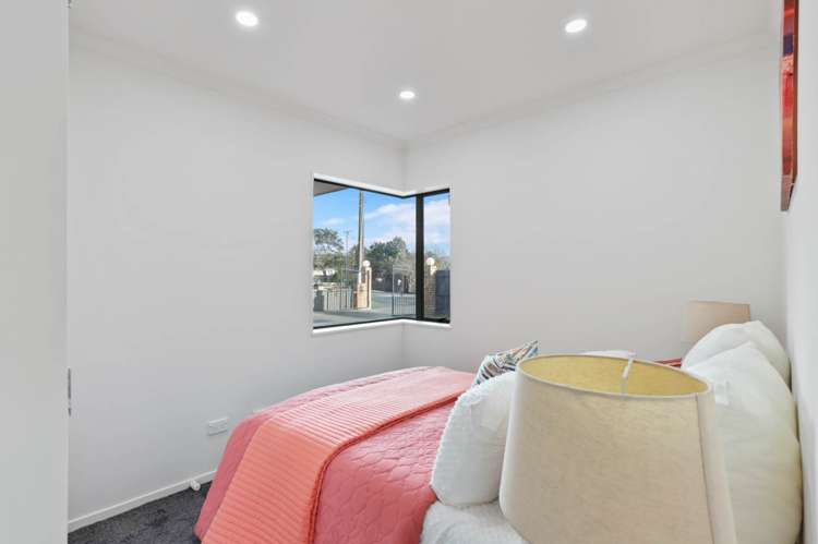 681a Te Atatu Road Te Atatu Peninsula_15