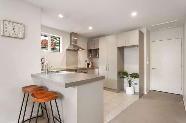 2/70 Saint Martins Road Saint Martins_2