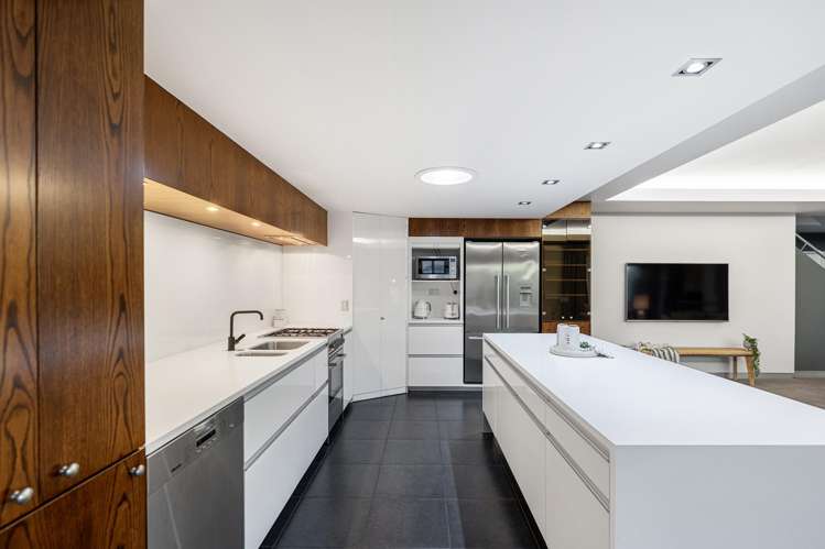 22 Thackers Quay Woolston_5